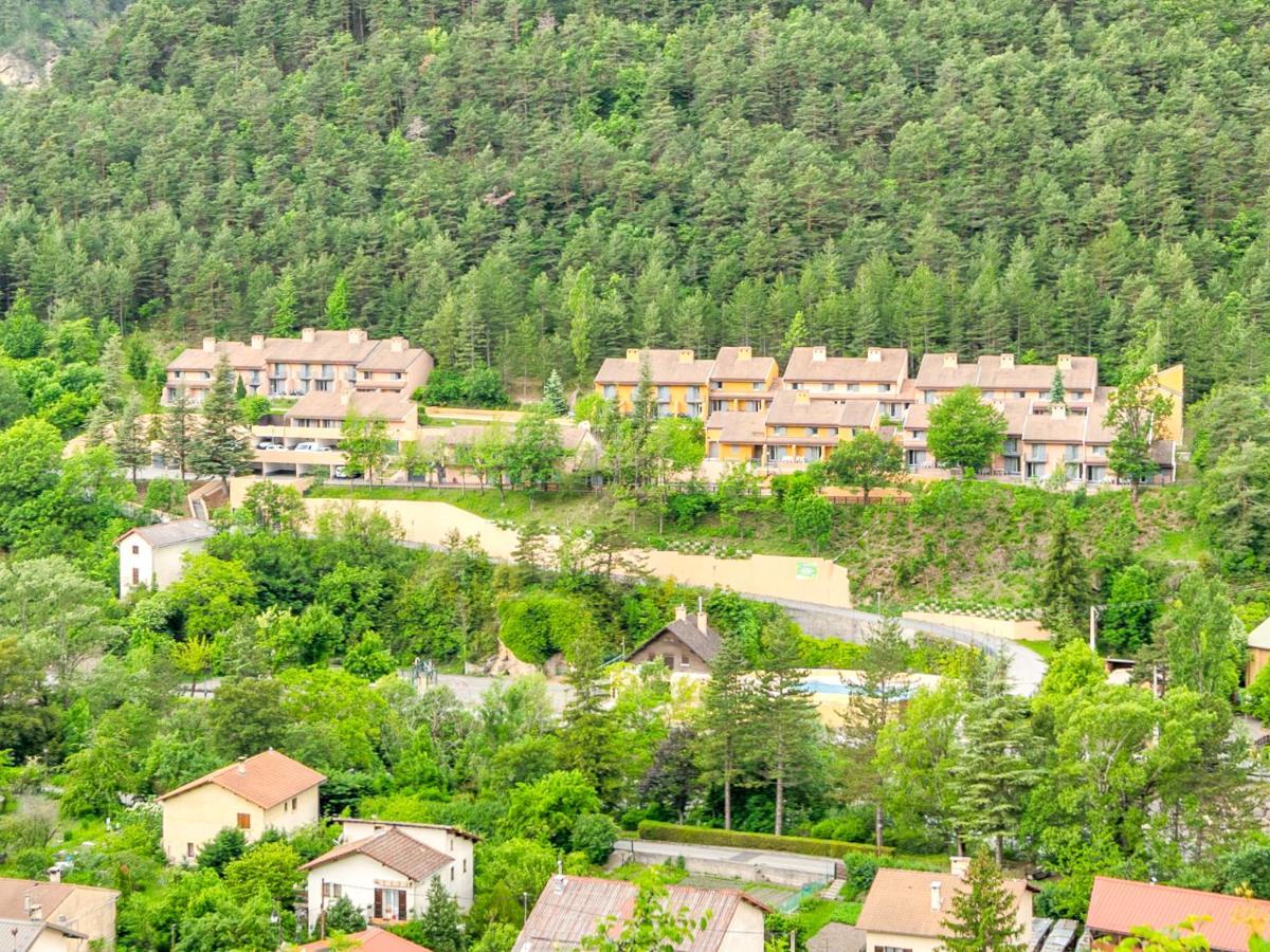 Vacancéole - Résidence Les Gorges Rouges Guillaumes Esterno foto
